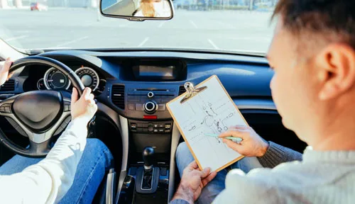 Auto škola za početnike – šta očekivati na početku obuke