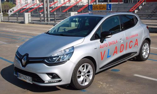 Vozilo za obuku renault clio
